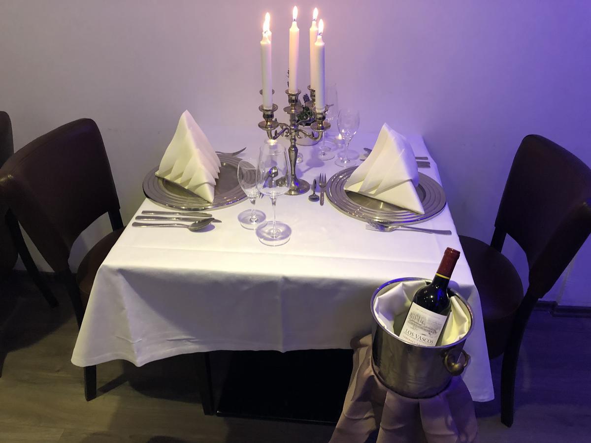 Wincent Hotel Gmbh 진스하임 외부 사진