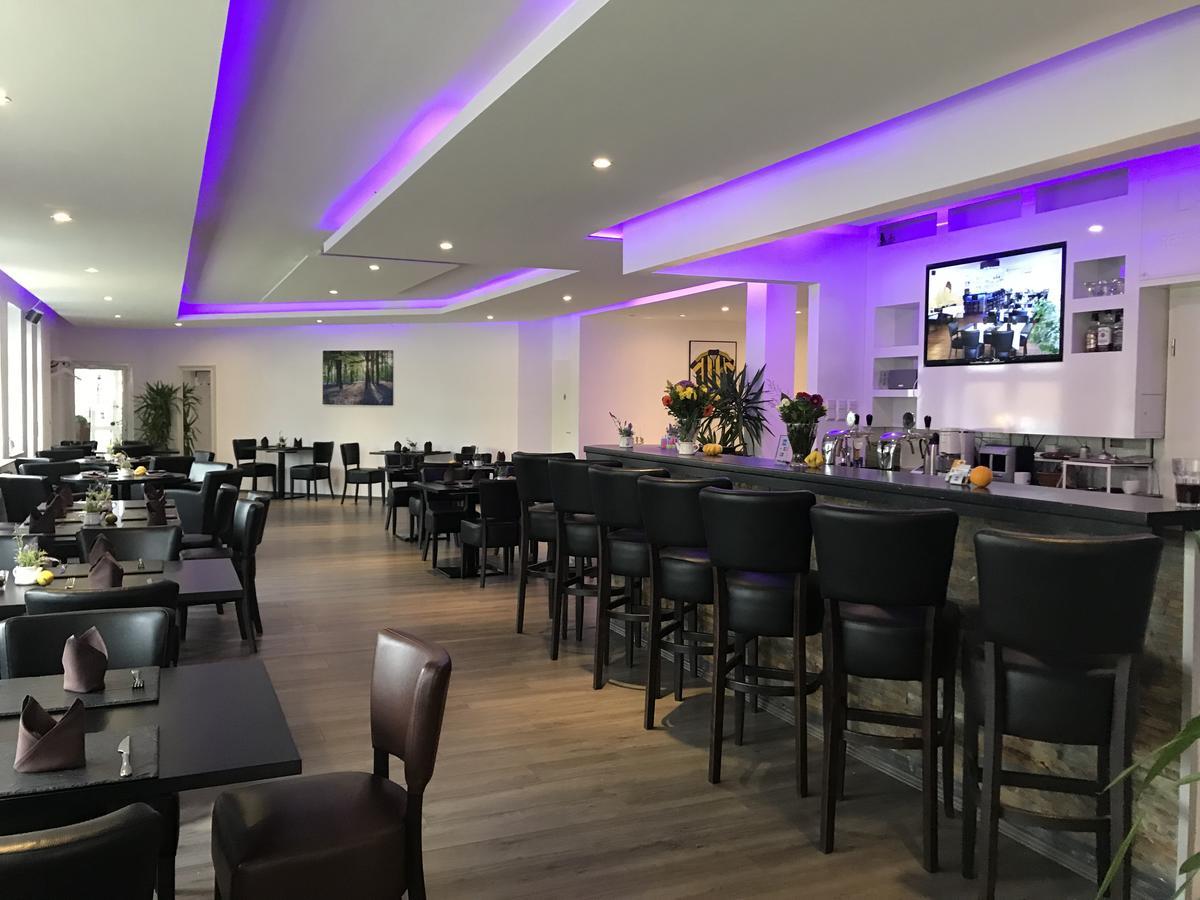 Wincent Hotel Gmbh 진스하임 외부 사진