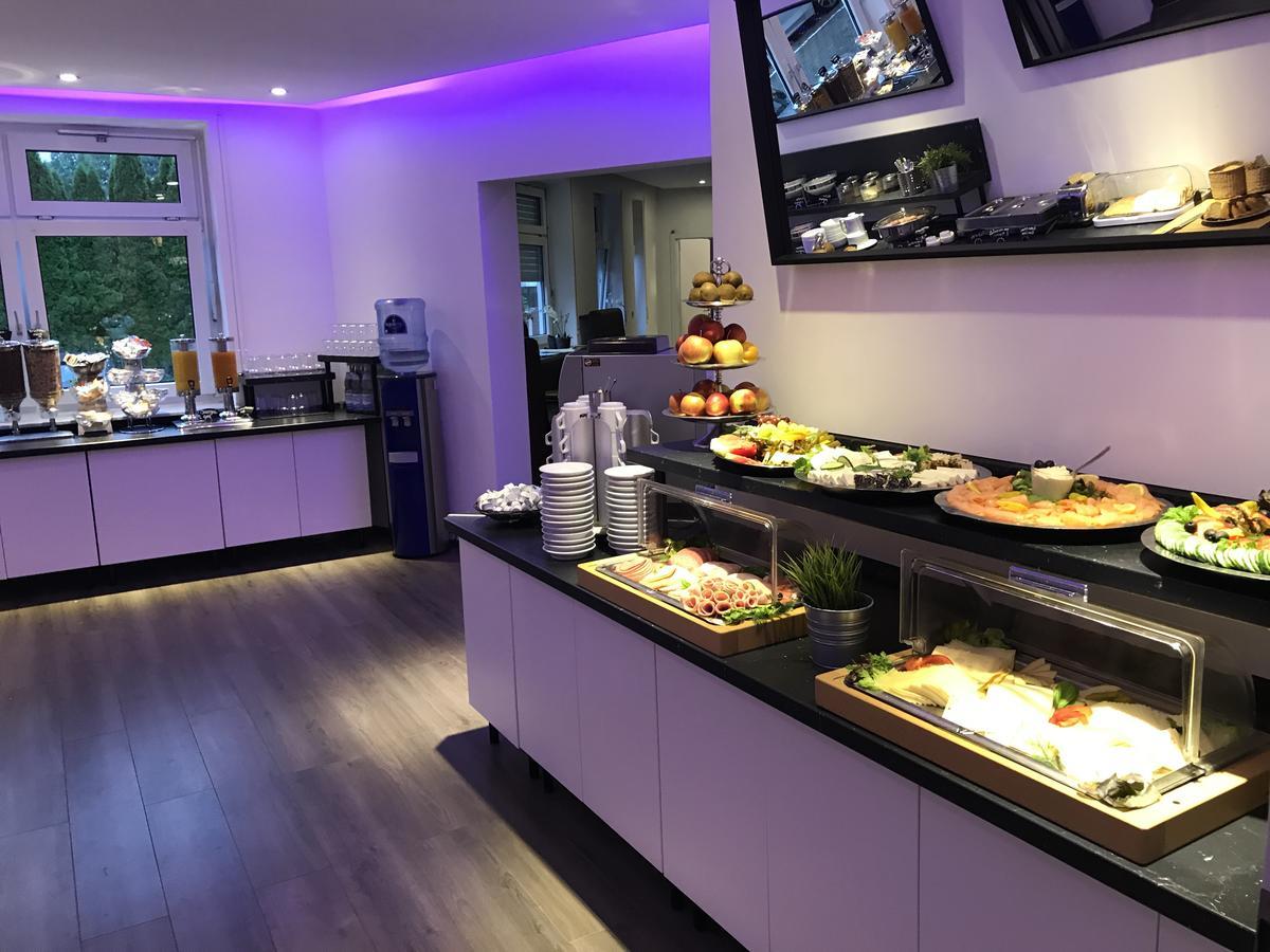 Wincent Hotel Gmbh 진스하임 외부 사진
