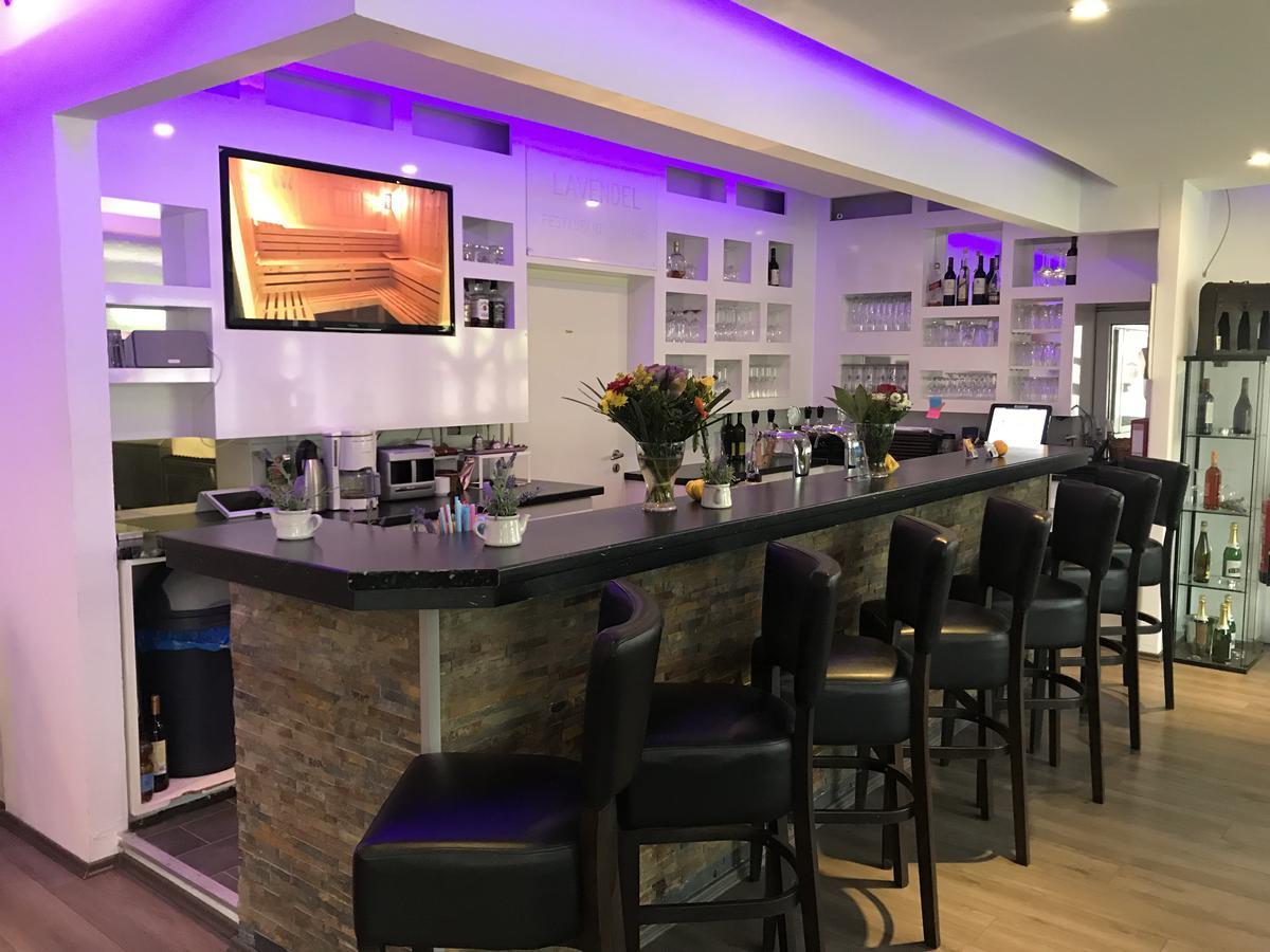 Wincent Hotel Gmbh 진스하임 외부 사진