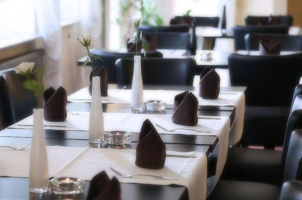 Wincent Hotel Gmbh 진스하임 외부 사진